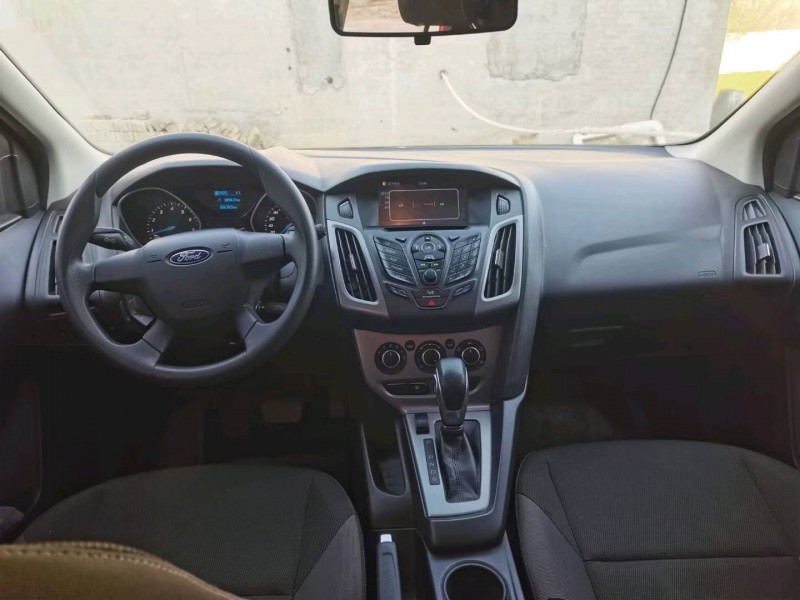 保定14年福特福克斯6