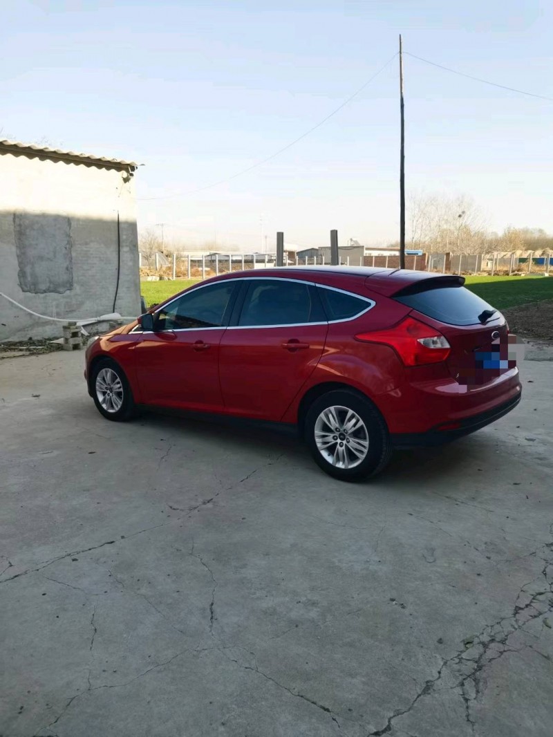 保定14年福特福克斯8