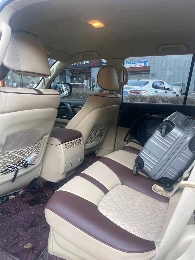 邯郸16年丰田兰德酷路泽6