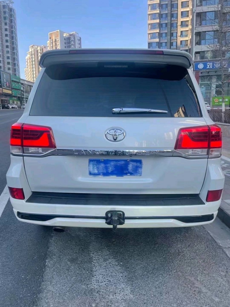 邯郸16年丰田兰德酷路泽9