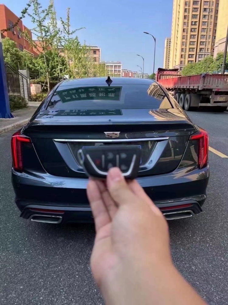 阜陽21年凱迪拉克CT56