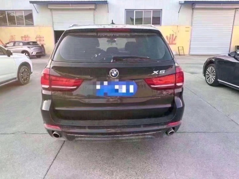 东营15年宝马X53