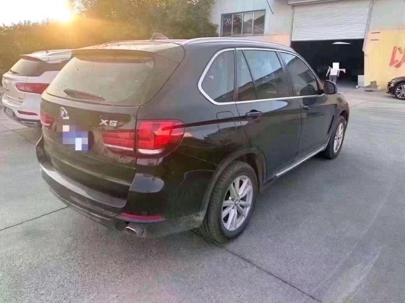 东营15年宝马X57