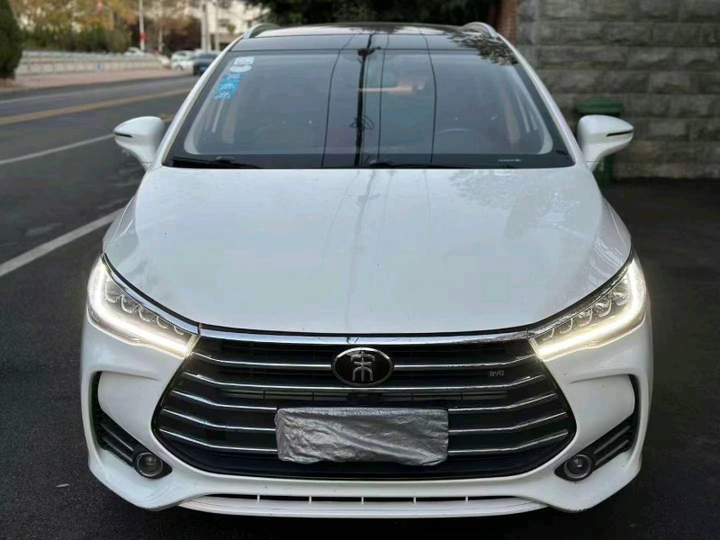 东营18年比亚迪宋MAX1