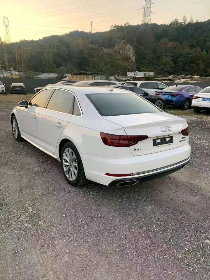 嘉兴19年奥迪A4L7