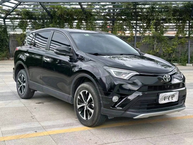 汕头18年丰田RAV4荣放4