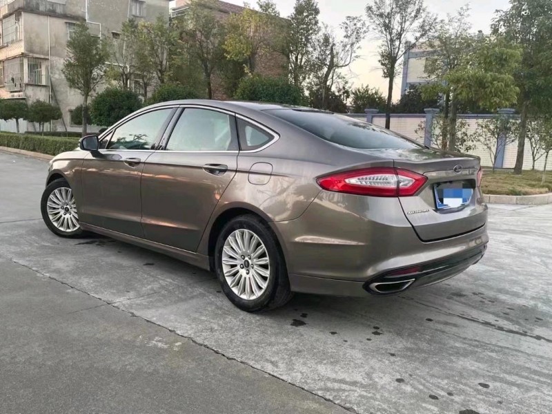 珠海16年福特蒙迪欧8