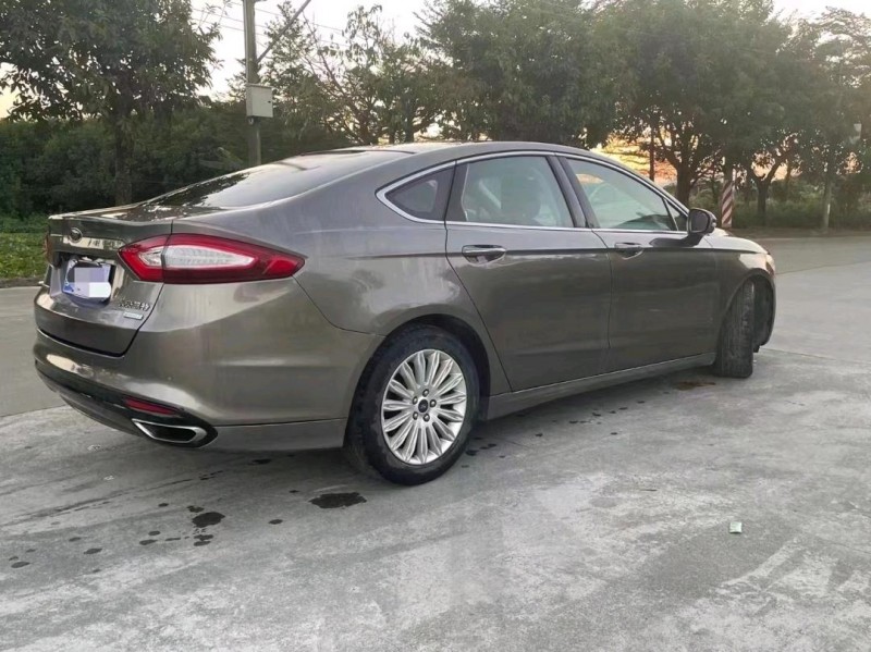 珠海16年福特蒙迪欧9