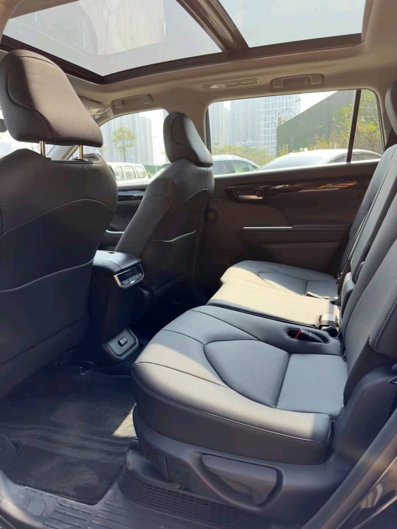 佛山23年丰田汉兰达7