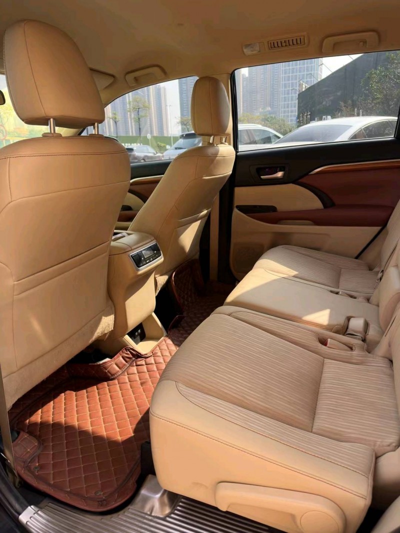 佛山20年丰田汉兰达7