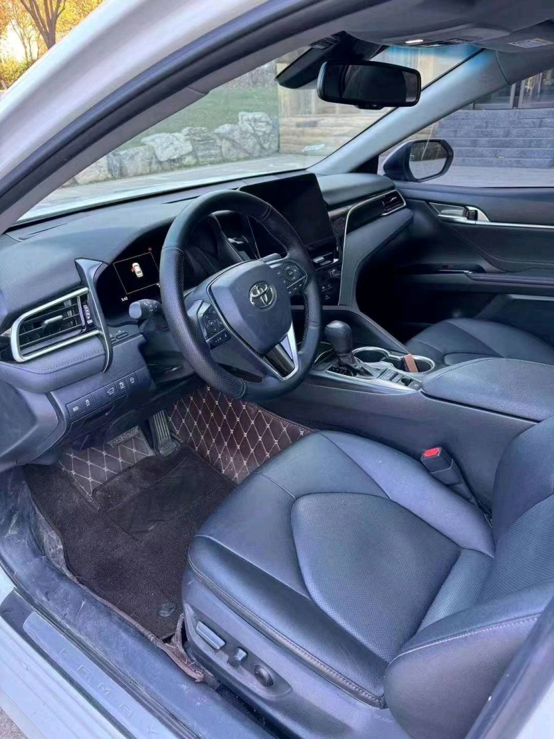 邯郸21年丰田凯美瑞7