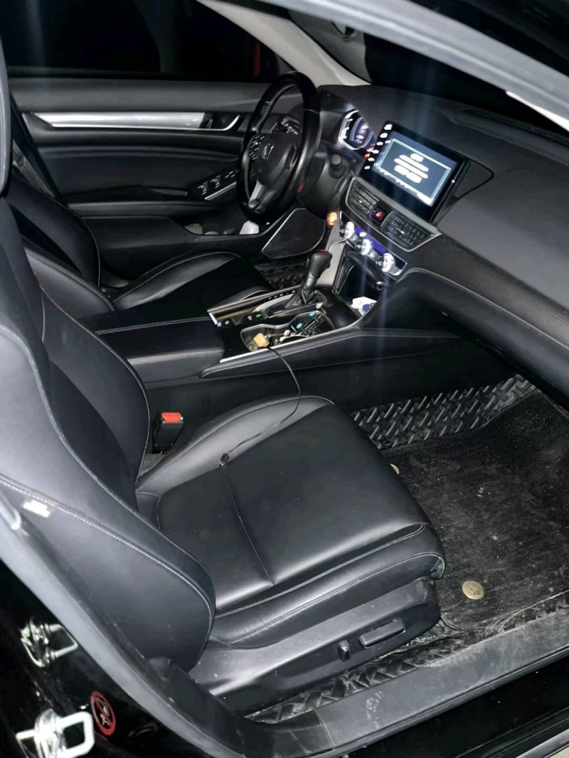 常州22年本田雅阁8