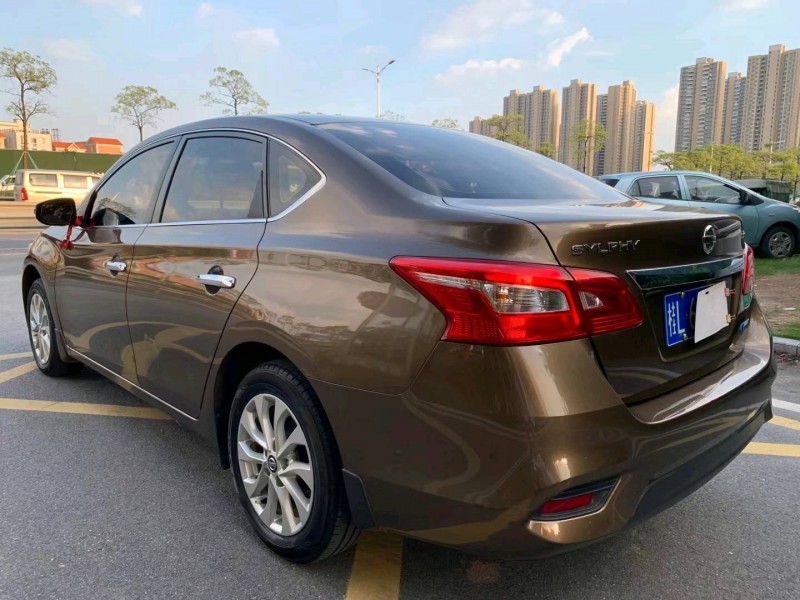 佛山19年日产轩逸5