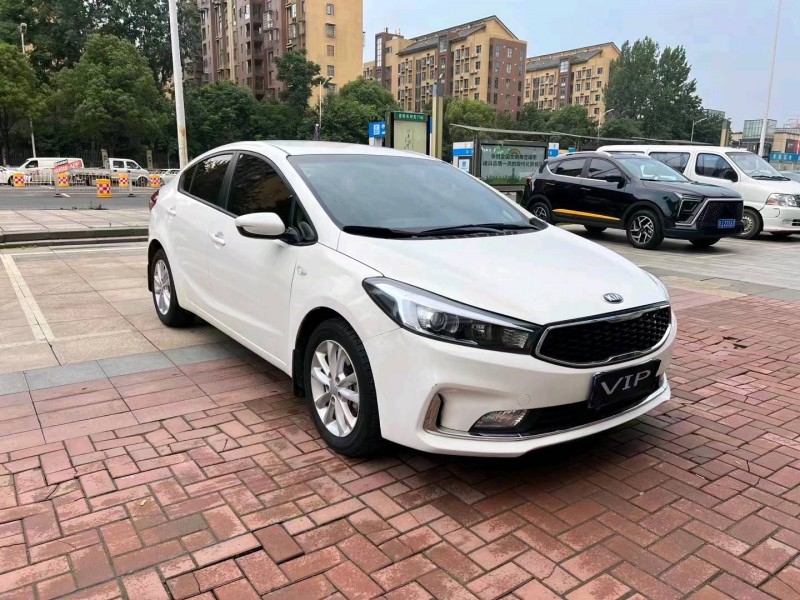 衡阳18年起亚K38