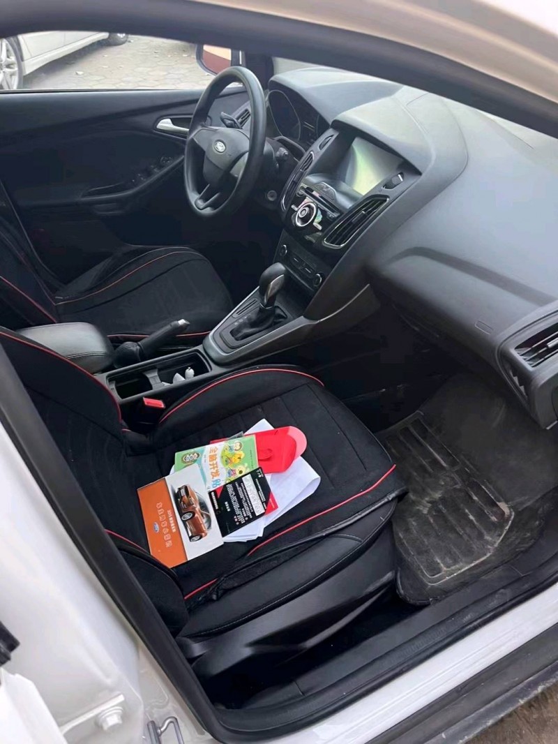 枣庄15年福特福克斯5