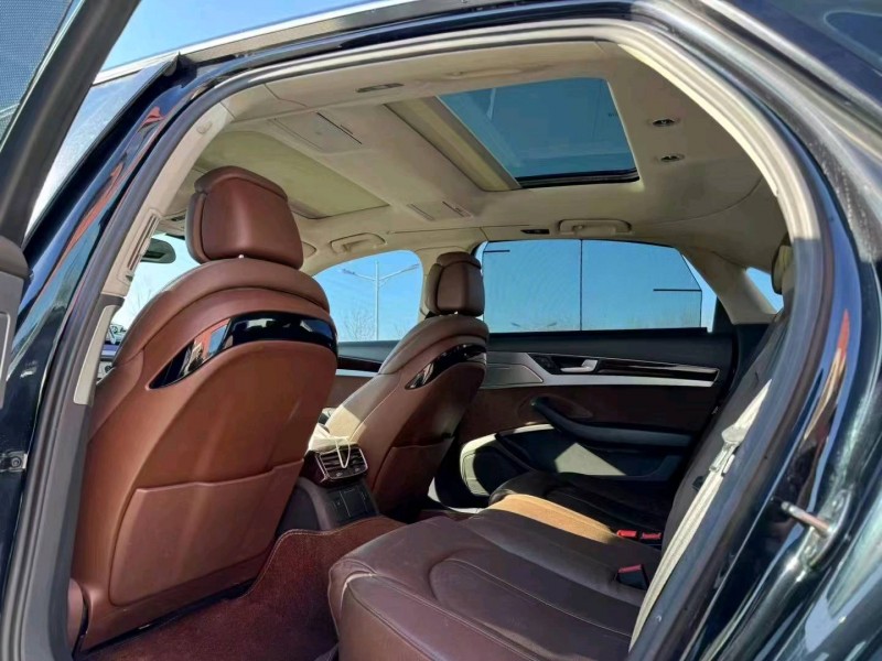 邯郸14年奥迪A8L3