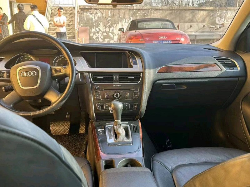 邯郸12年奥迪A4L7