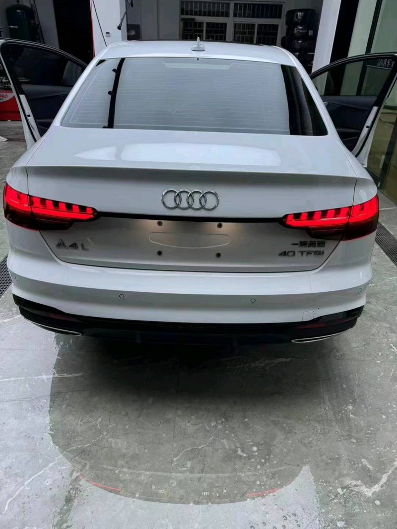 嘉兴23年奥迪A4L2