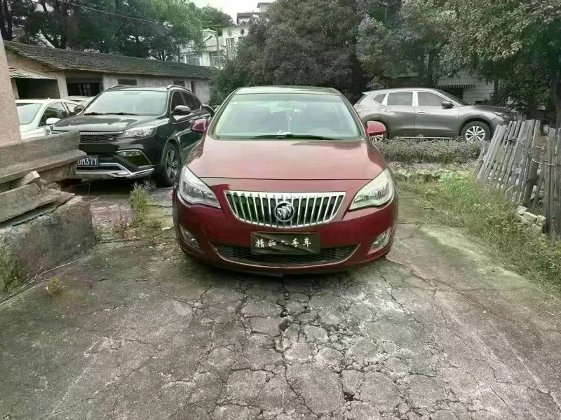 衡阳14年别克英朗1