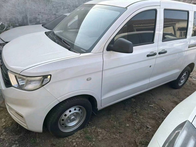 鄭州23年五菱汽車榮光1