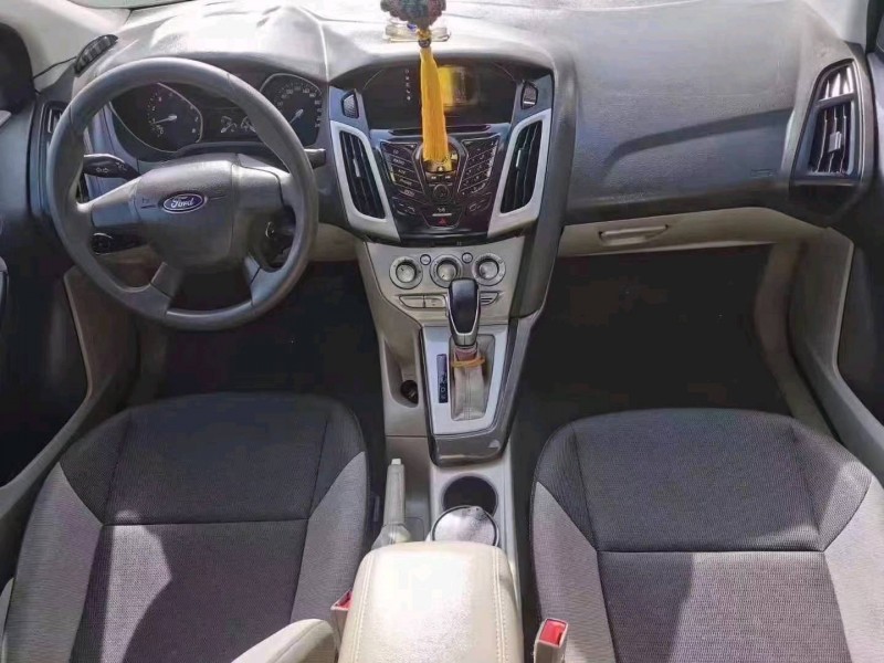 济南14年福特福克斯3