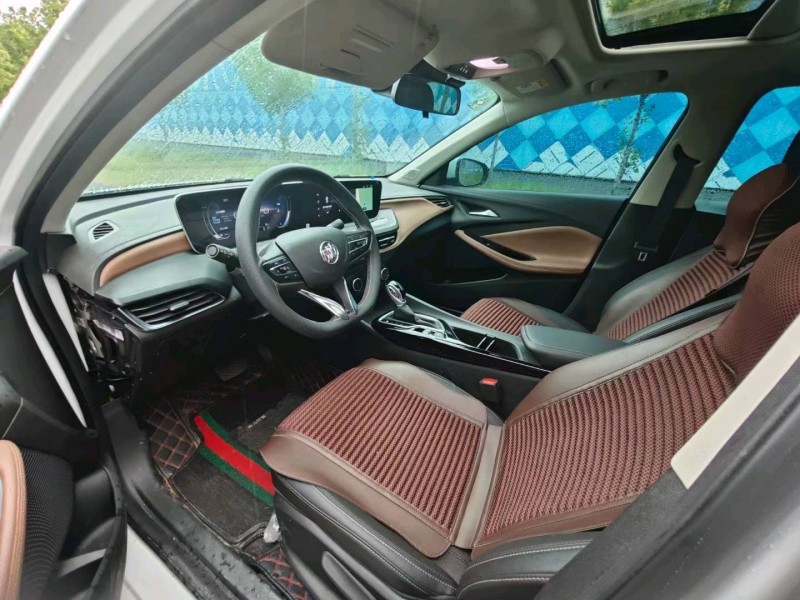 淄博22年别克威朗4