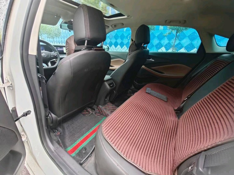 淄博22年别克威朗6