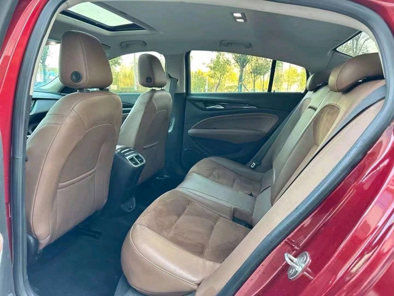 济宁19年别克君威4