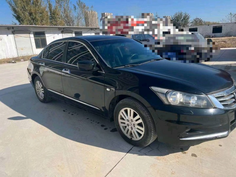 淄博13年本田雅阁3