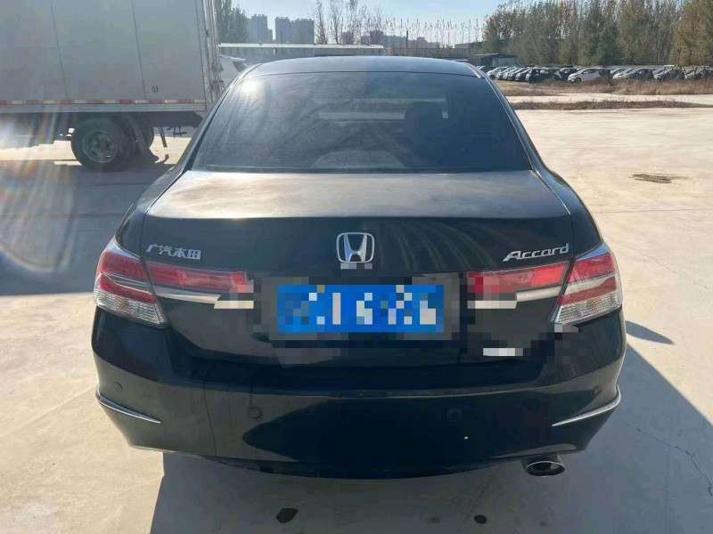 淄博13年本田雅阁9