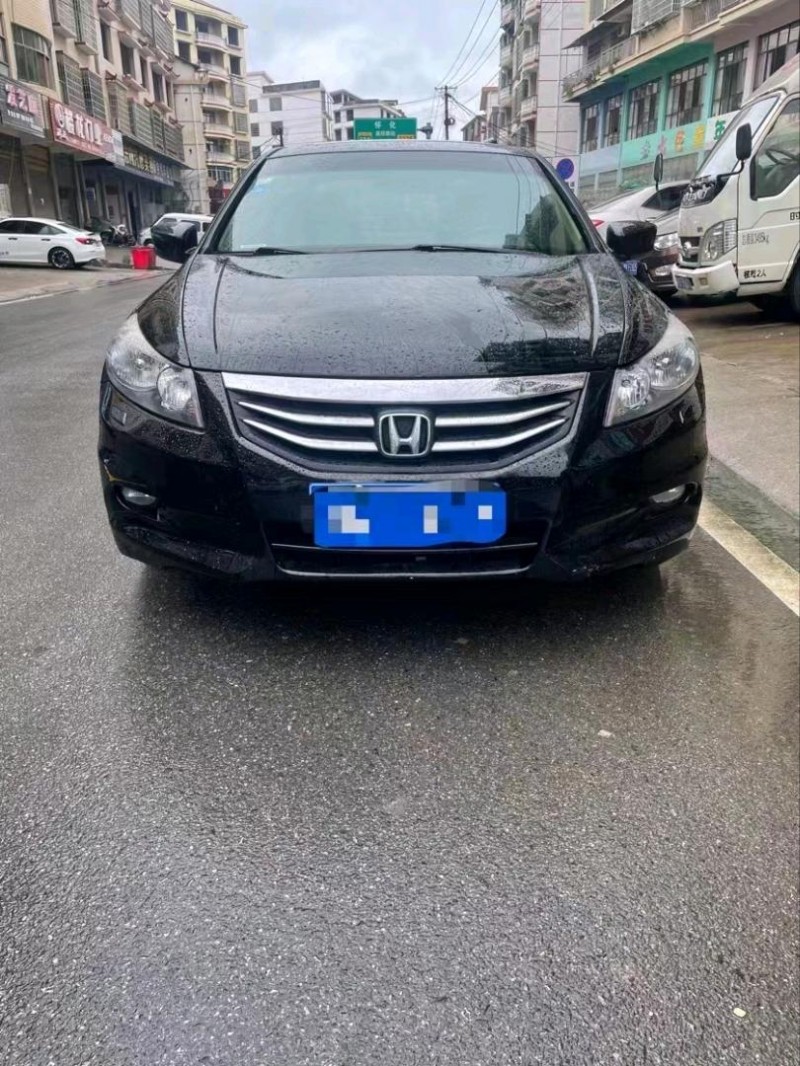 潍坊12年本田雅阁1