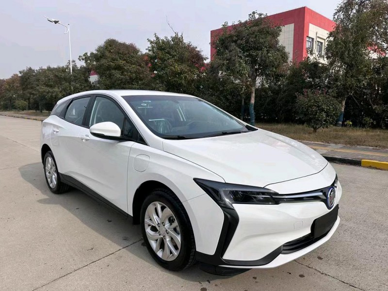 盐城23年别克微蓝3