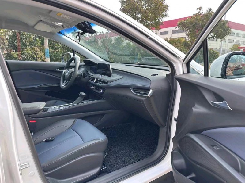 盐城23年别克微蓝5