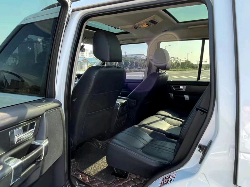 盐城15年路虎发现4