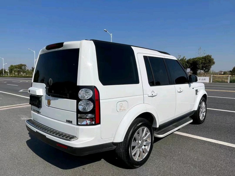 盐城15年路虎发现8