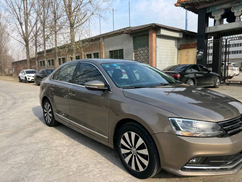 保定17年大众速腾2