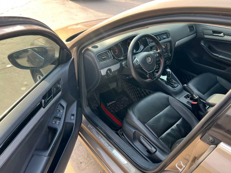 保定17年大众速腾6