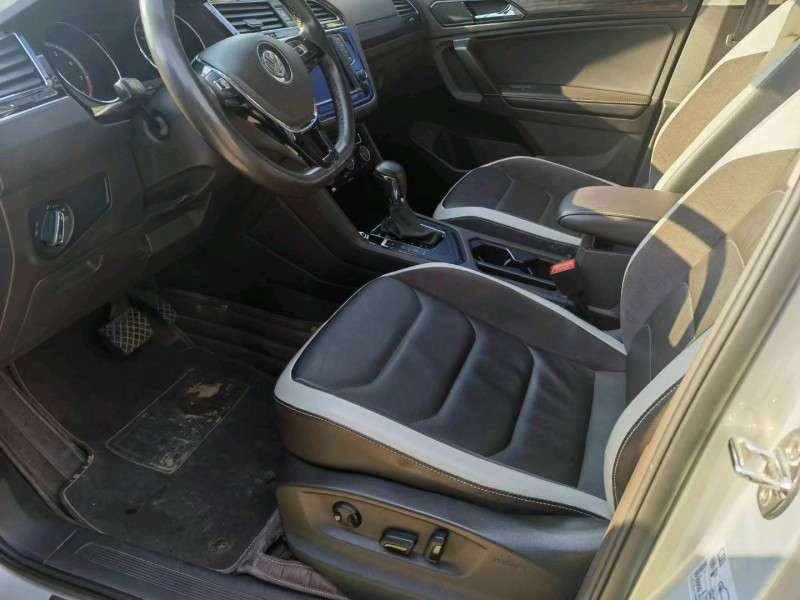 保定17年大众途观L8