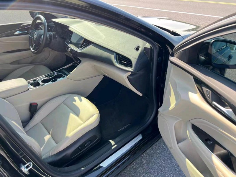 盐城21年别克君威5