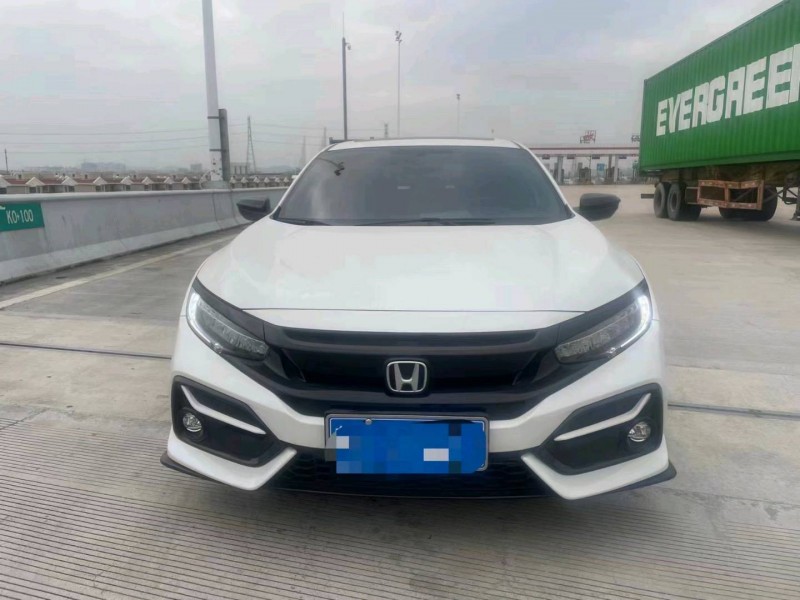 汕头22年本田思域1