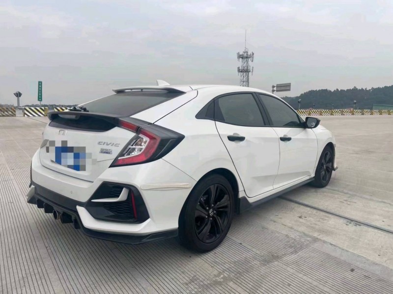 汕头22年本田思域6