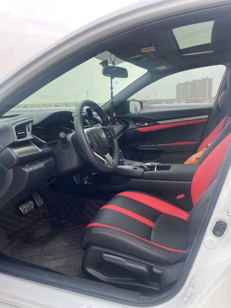 汕头22年本田思域7