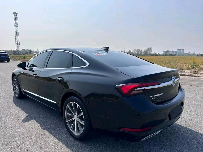 盐城21年别克君越8