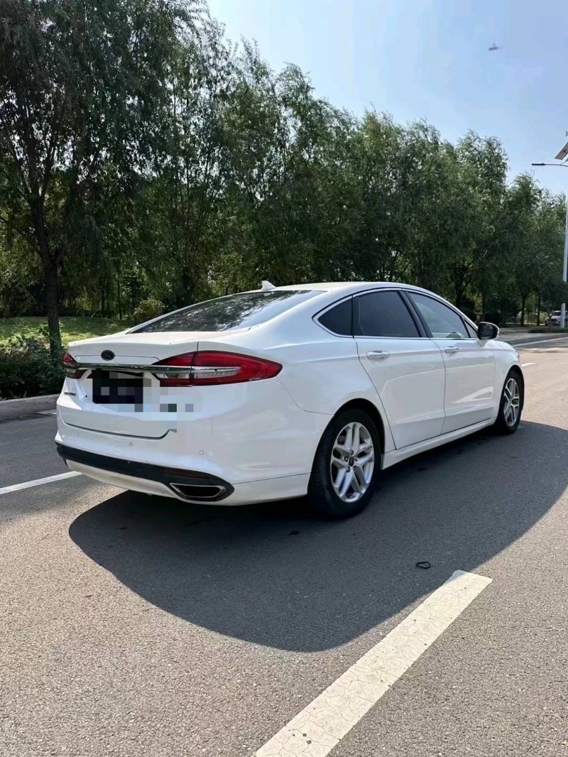 枣庄18年福特蒙迪欧9