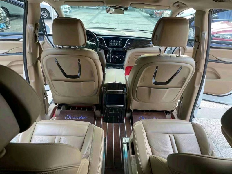 苏州19年别克GL86