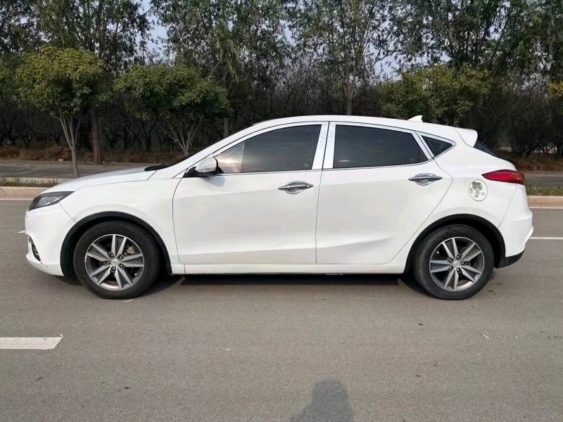 枣庄15年长安汽车逸动7