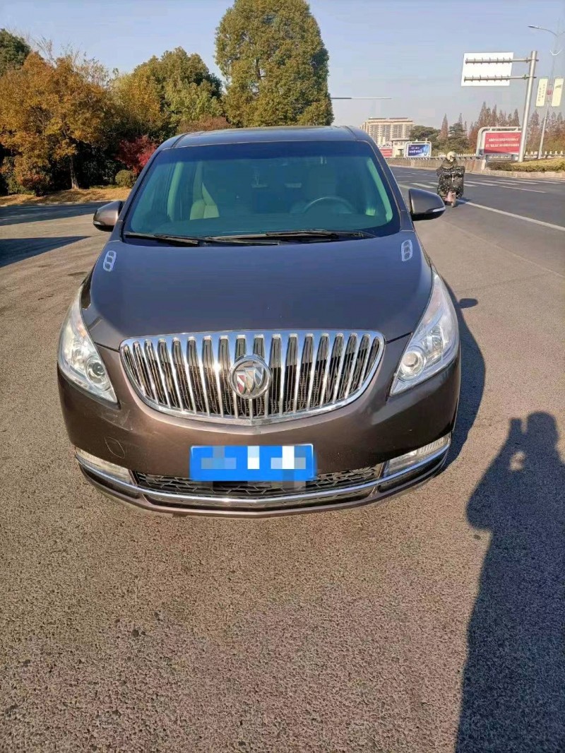 徐州12年别克GL81