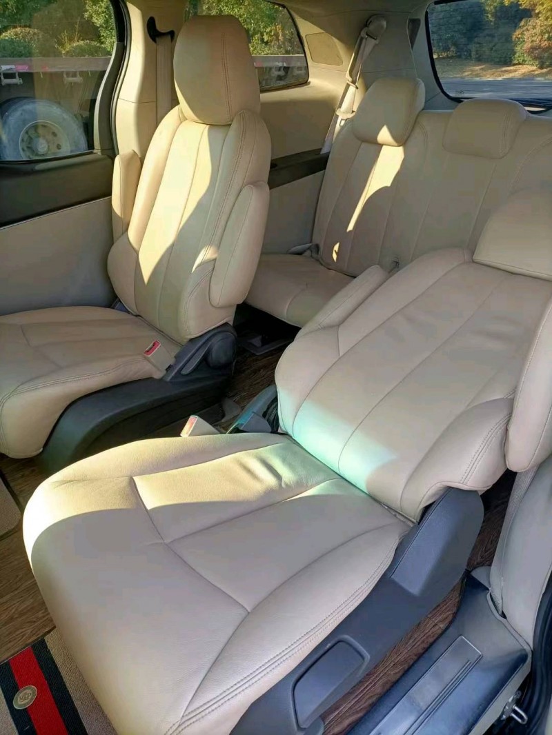 徐州12年别克GL85