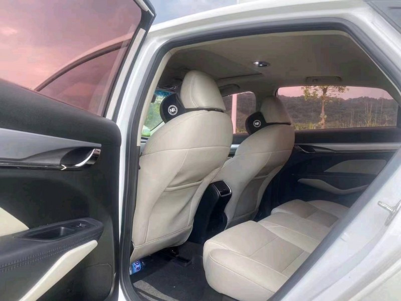 邯郸19年吉利缤瑞2