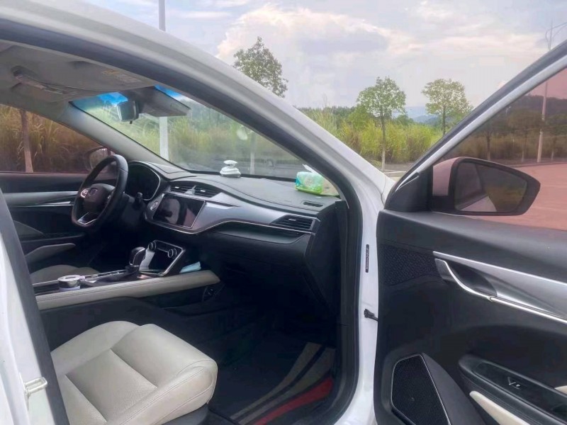 邯郸19年吉利缤瑞5